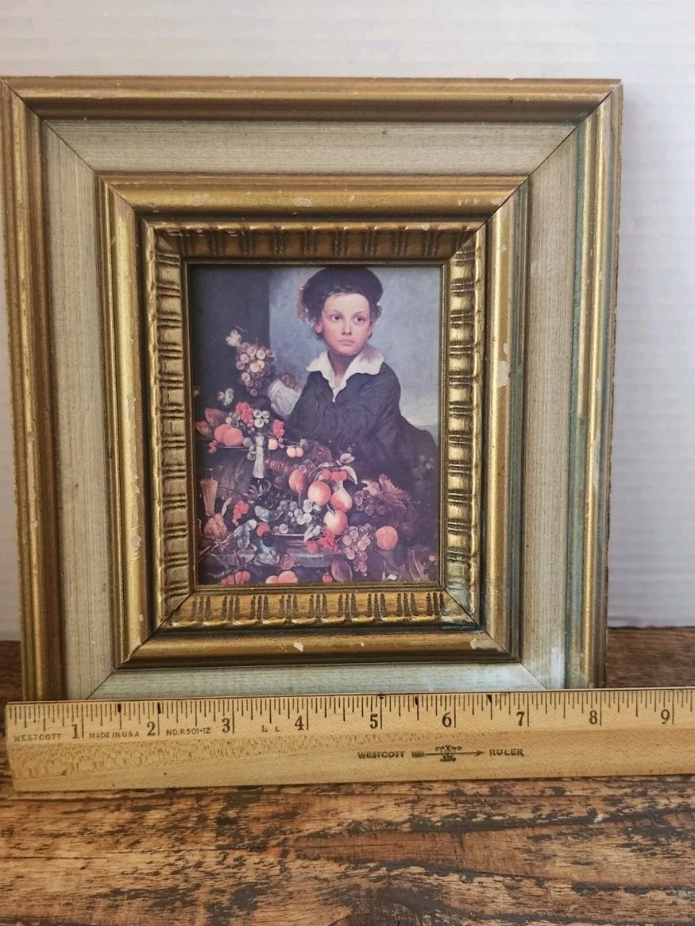 Gold Decorative Picture Frame with Ornate Inner Trim